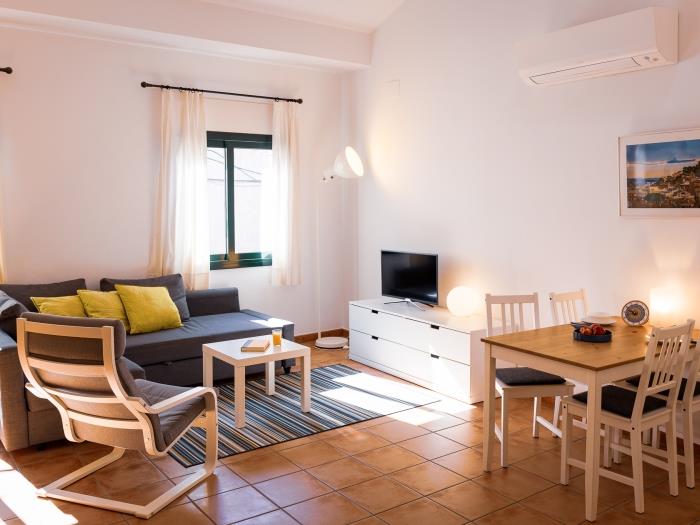 Loopafstand restaurants winkels Begur