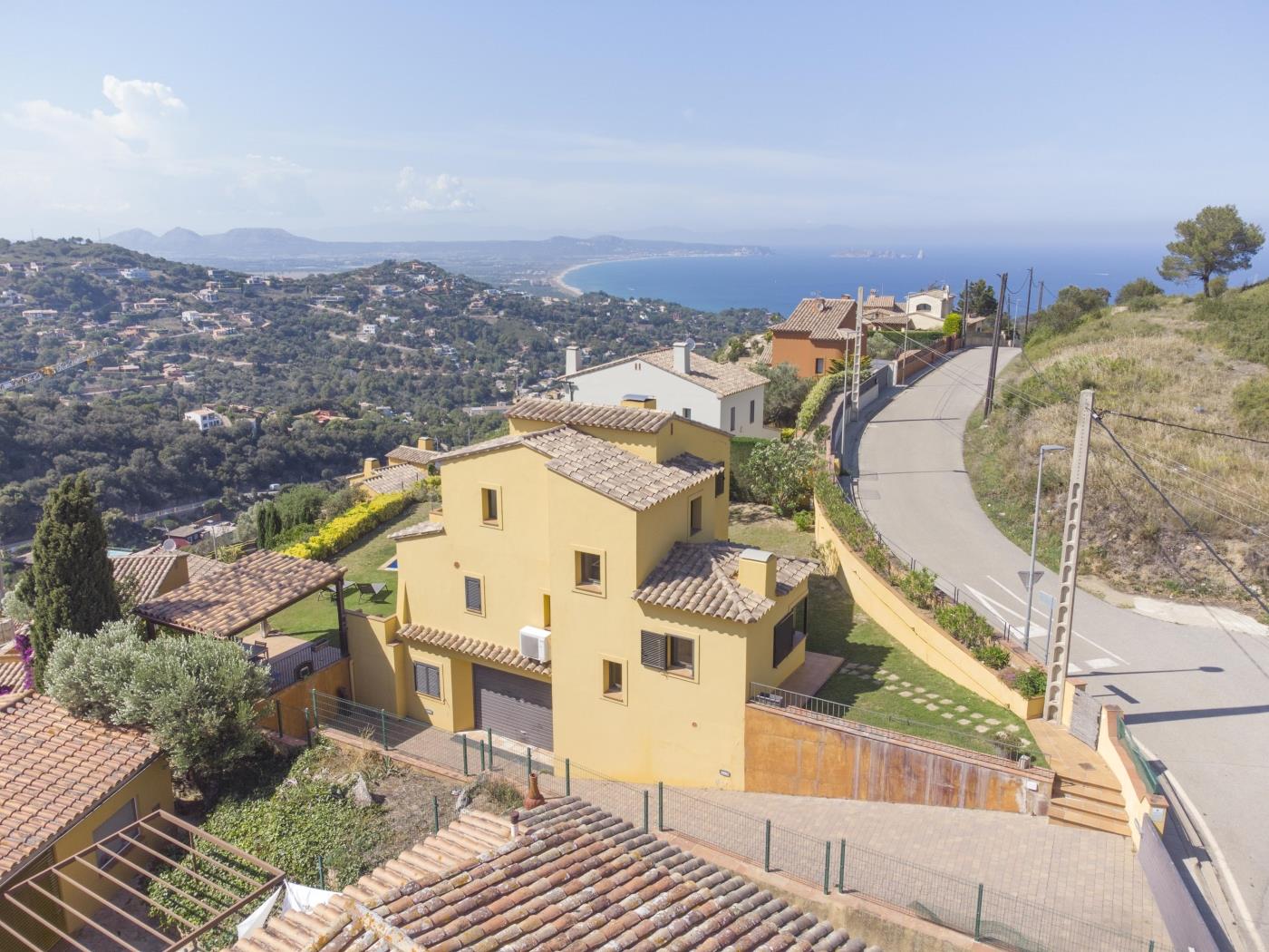 Terras met panoramisch uitzicht op Begur