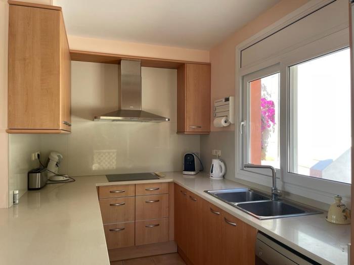 Uitgeruste keuken met daglicht Casa Bosc Begur