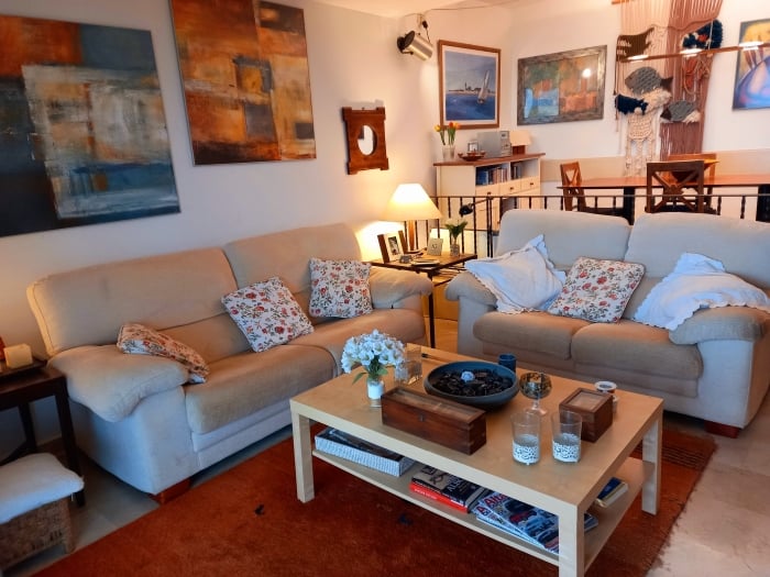 image Beachfront apartment with pool 17