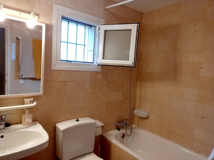 image Beachfront apartment with pool 22