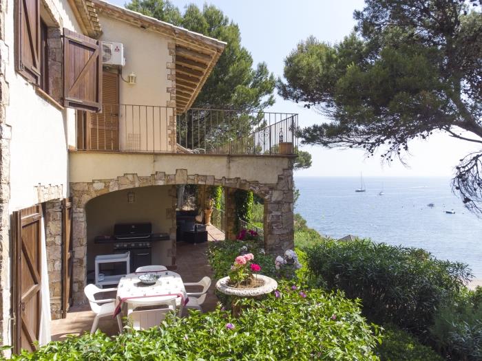 Privéterras zeezicht Begur villa