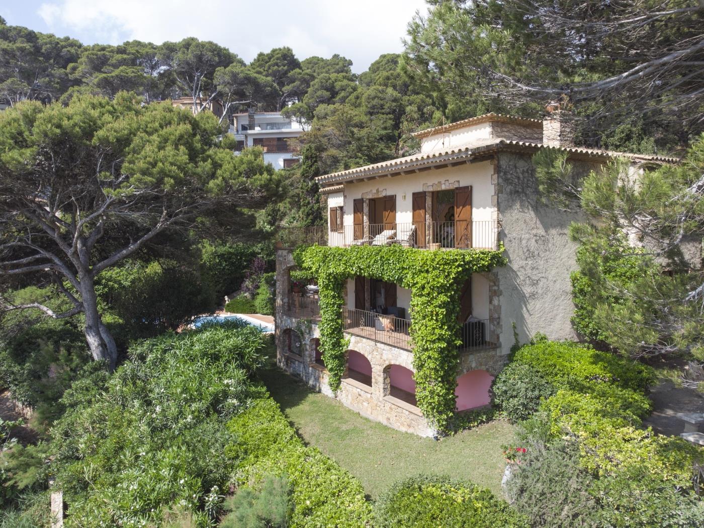 image Villa Sa Punta Negra (Begur, Sa Riera, Costa Brava) 8