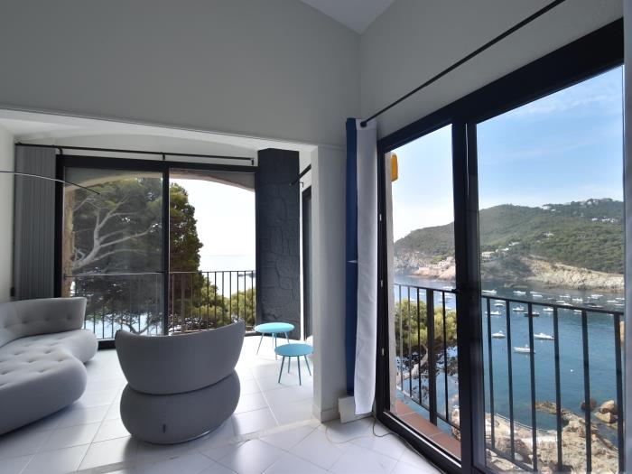 Holiday apartment Begur sea views pool