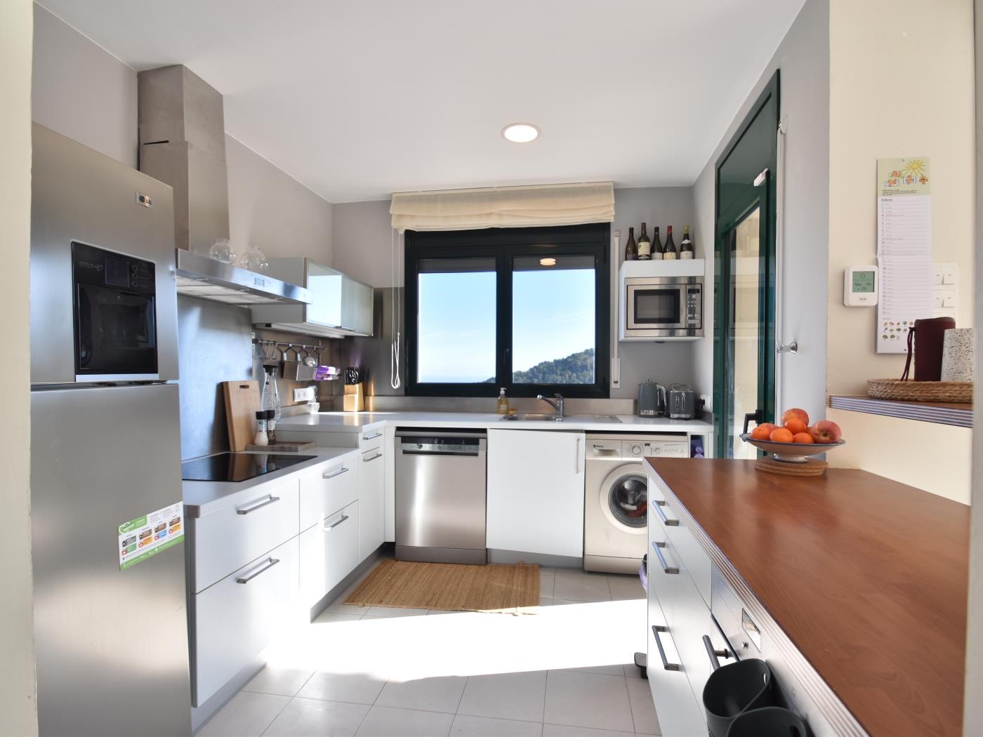 Volledig uitgeruste keuken Begur huur