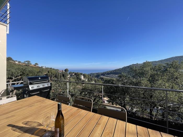 Buiteneethoek terras Costa Brava huur