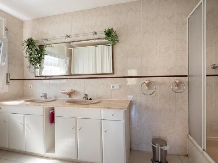 image Casa Costariu 13