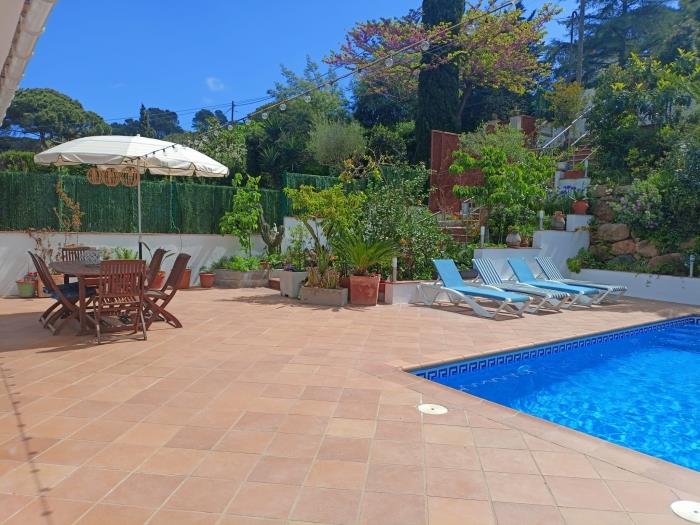 image Casa Flores (Begur, Residencial Begur, Costa Brava) 4