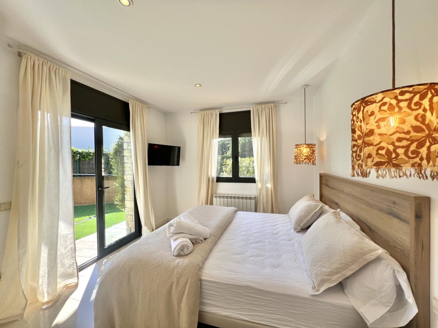 Eigentijdse design villa Begur huur