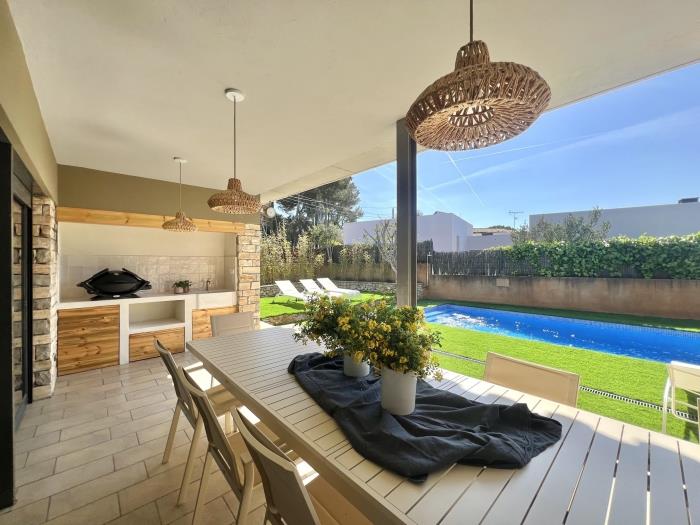 BBQ tuin vakantiehuis Begur